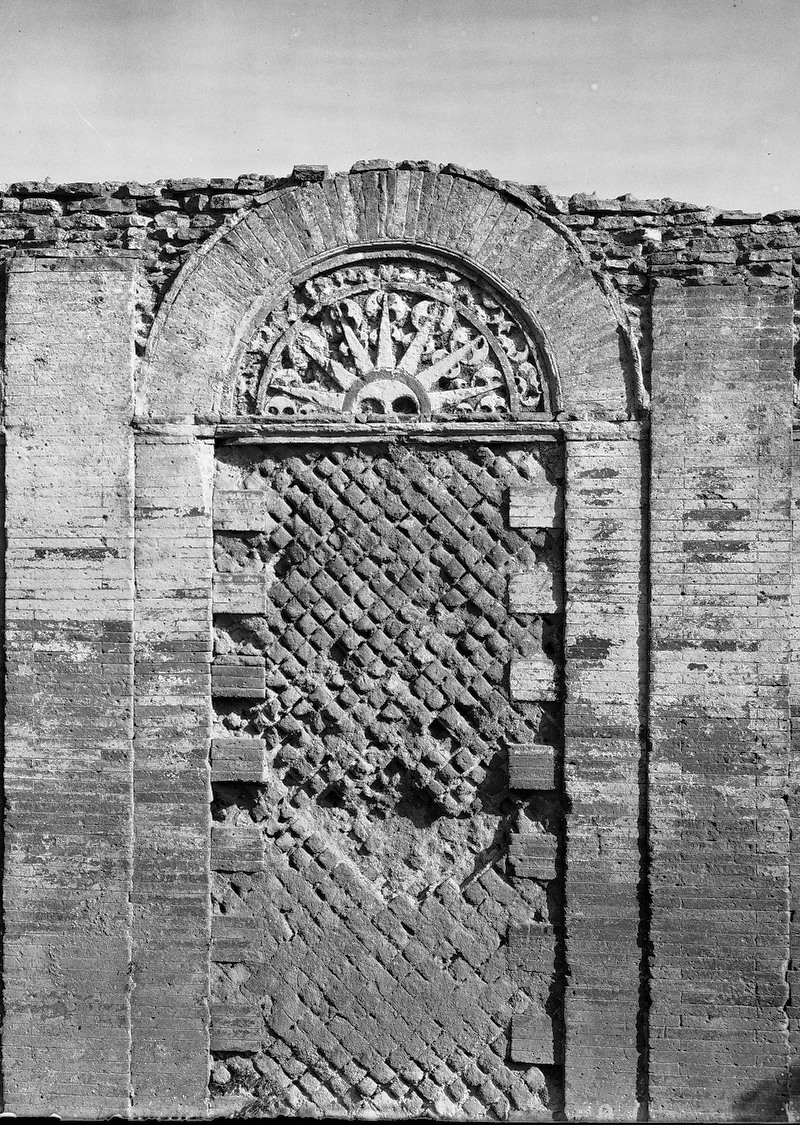 Panel 14 - Figure 1