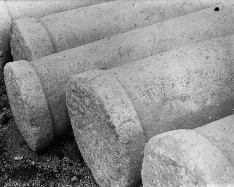 Panel 83 - Figure 3